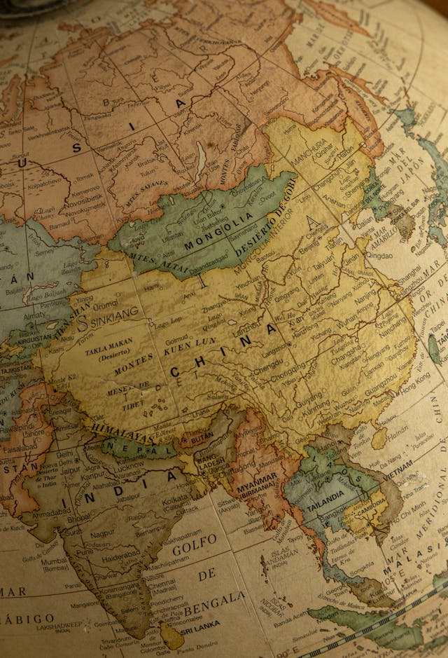 China Honors — Trump Deletes History and Culture